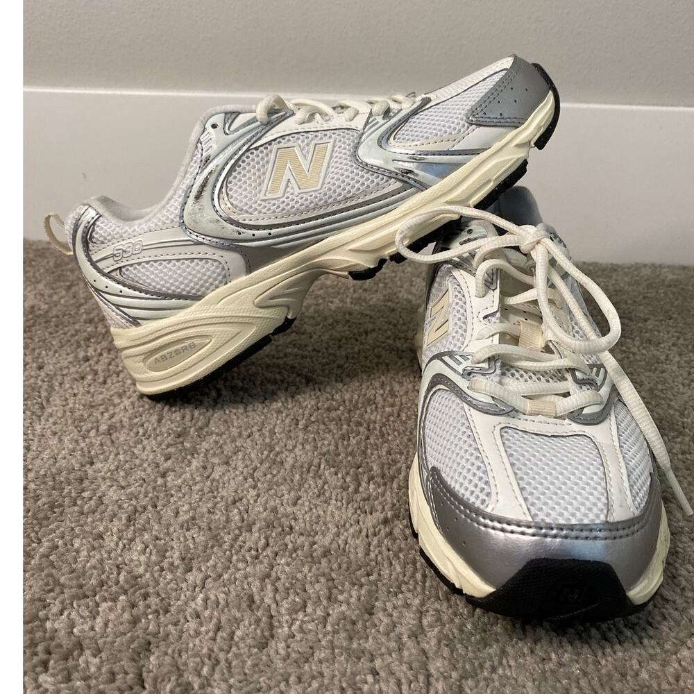 New Balance 530 Silver Metallic Linen Sneakers Women’s 7